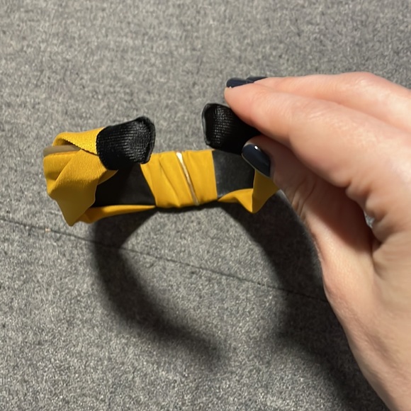 Knot headband, NWOT - Picture 3 of 4